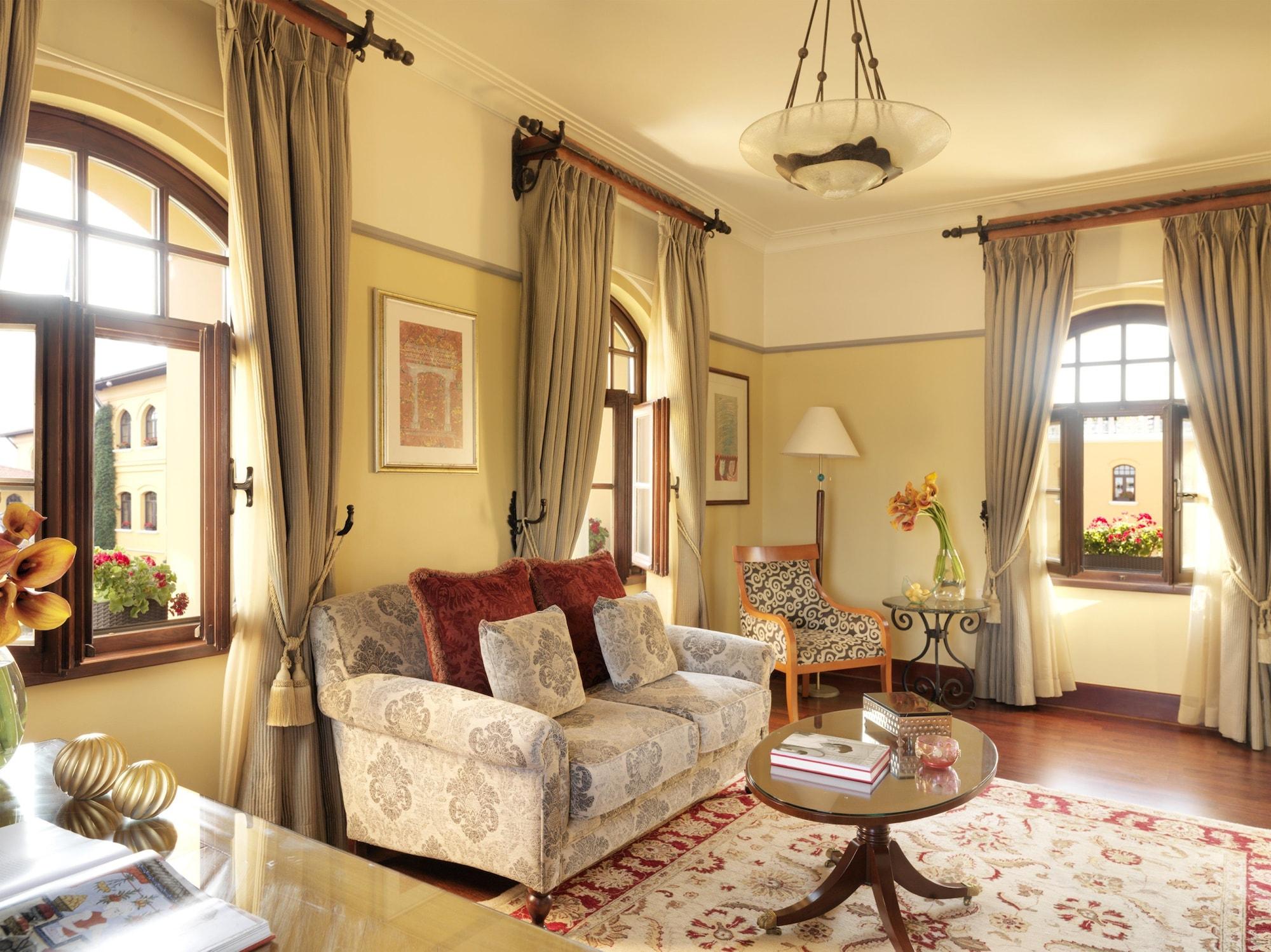 Four Seasons At Sultanahmet Otel 5*